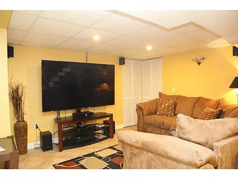 94 Haley Rd, Warwick, RI 02889 photo 17