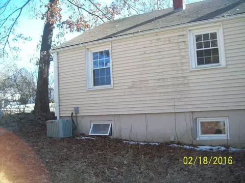217 Norman St, Woonsocket, RI 02895 photo 3