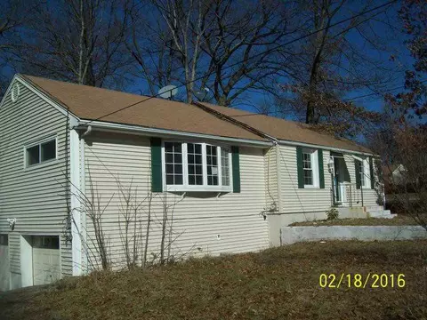 217 Norman St, Woonsocket, RI 02895 photo 2
