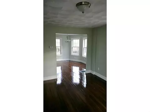 190 Atlantic Ave, Warwick, RI 02888 photo 2