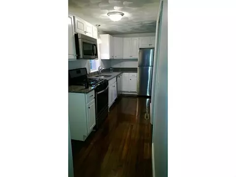 190 Atlantic Ave, Warwick, RI 02888 photo 3
