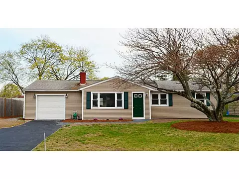 84 Inez Ave, Warwick, RI 02886 photo 1