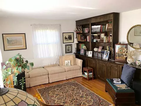 47 Maplehurst Ave, Warwick, RI 02889 photo 6