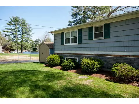 8 Eagle Dr, Coventry, RI 02816 photo 22