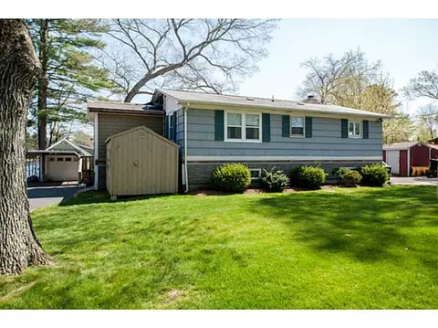 8 Eagle Dr, Coventry, RI 02816 photo 3