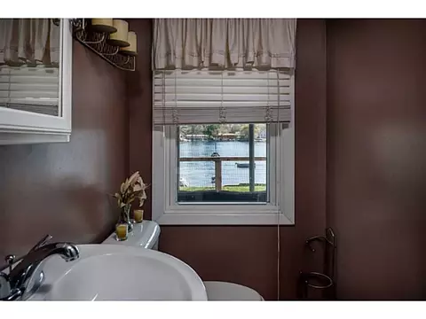 8 Eagle Dr, Coventry, RI 02816 photo 13