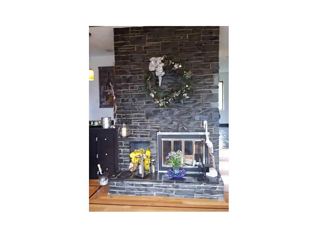 19 Hamilton Hl, Chepachet, RI 02814 photo 8
