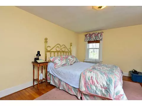 737 Commonwealth Ave, Warwick, RI 02886 photo 19