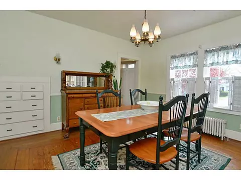 737 Commonwealth Ave, Warwick, RI 02886 photo 8