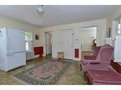 737 Commonwealth Ave, Warwick, RI 02886 photo 12