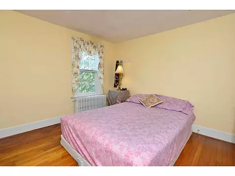 737 Commonwealth Ave, Warwick, RI 02886 photo 20