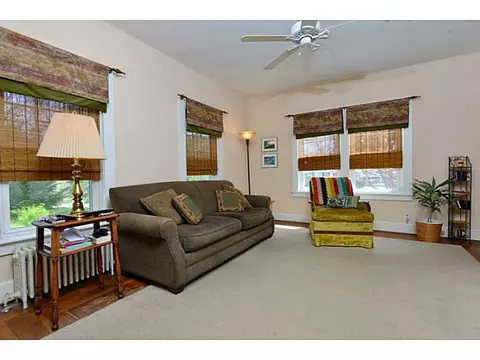737 Commonwealth Ave, Warwick, RI 02886 photo 14