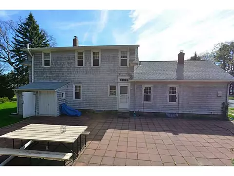 737 Commonwealth Ave, Warwick, RI 02886 photo 3