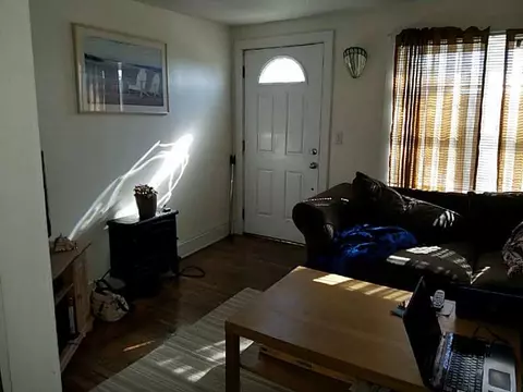 43 Curtis St, Warwick, RI 02889 photo 3