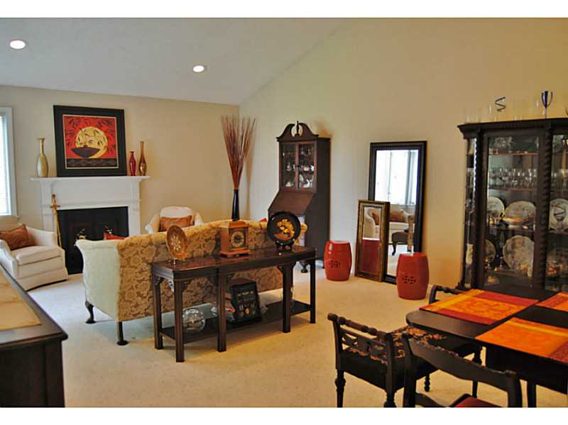 84 Windward Ln, Bristol, RI 02809 photo 6