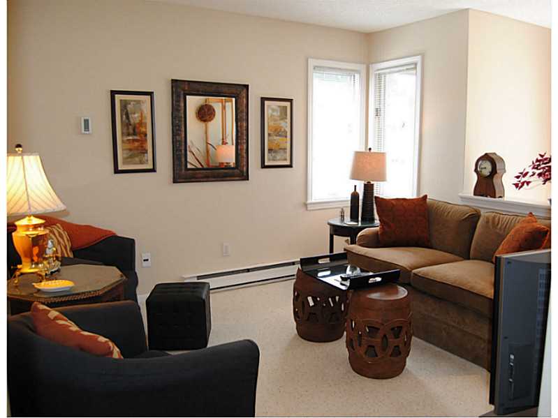 84 Windward Ln, Bristol, RI 02809 photo 4