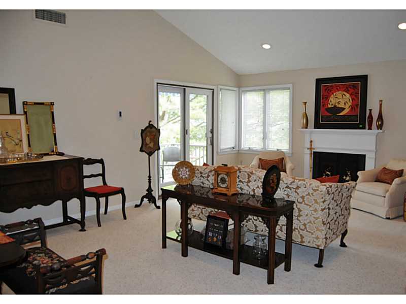 84 Windward Ln, Bristol, RI 02809 photo 7