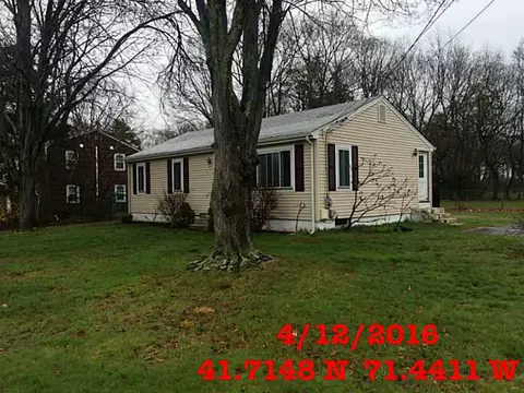 116 Palace Ave, Warwick, RI 02886 photo 2