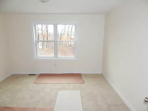 325 Lucille St, Woonsocket, RI 02895 photo 6