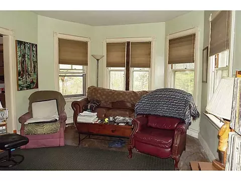 146 Post Rd, Warwick, RI 02888 photo 4