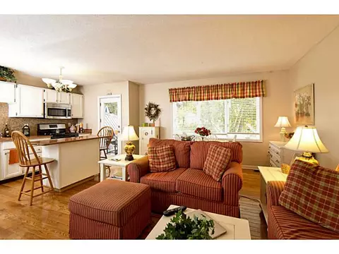 60 Margin St #103, Westerly, RI 02891 photo 12