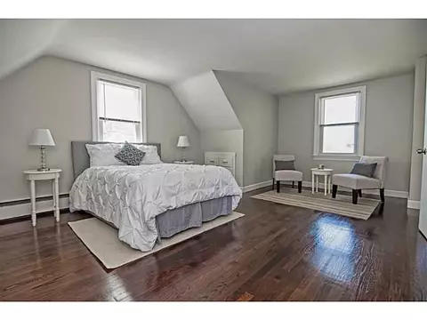 39 Thomas St, Warwick, RI 02886 photo 14