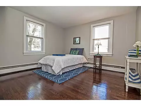 39 Thomas St, Warwick, RI 02886 photo 10