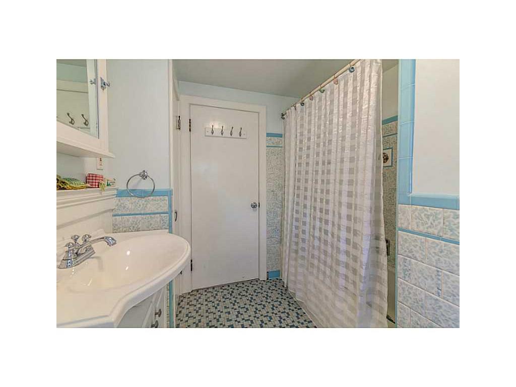 12 Harris Ave, Warren, RI 02885 photo 18