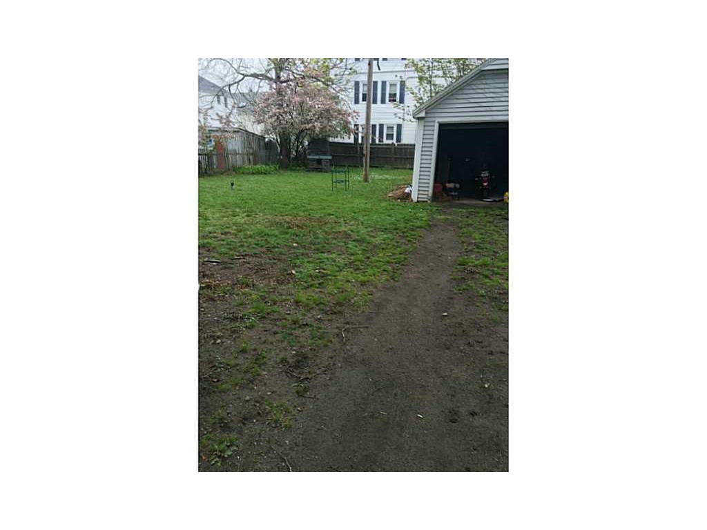11 Liberty St, Warren, RI 02885 photo 4