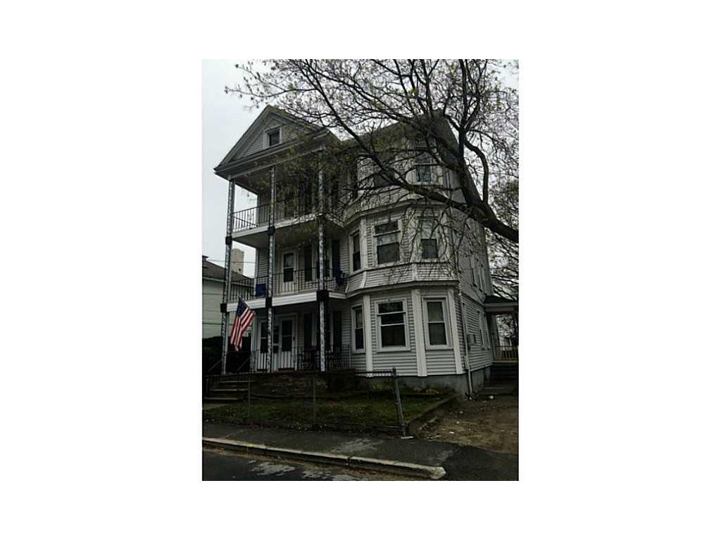 11 Liberty St, Warren, RI 02885 photo 2
