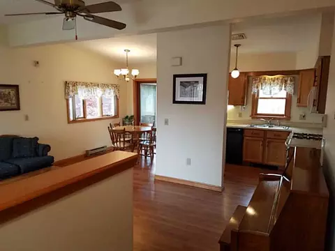 205 2nd Point Rd, Warwick, RI 02889 photo 4