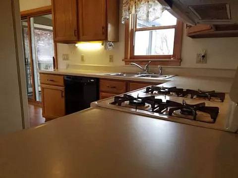 205 2nd Point Rd, Warwick, RI 02889 photo 9