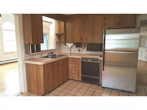 23 Palm Ave, Warwick, RI 02888 photo 5