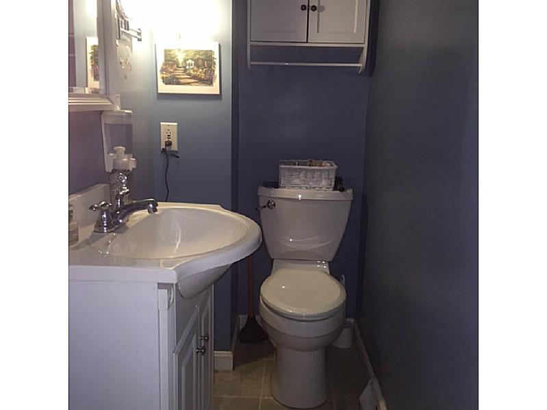 23 Benefit St, Warwick, RI 02886 photo 11