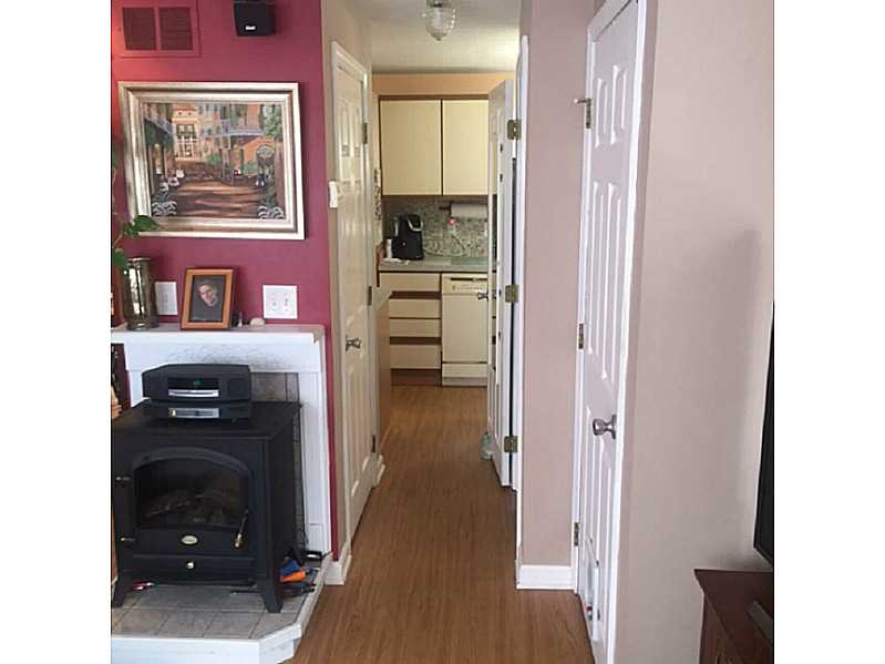23 Benefit St, Warwick, RI 02886 photo 5