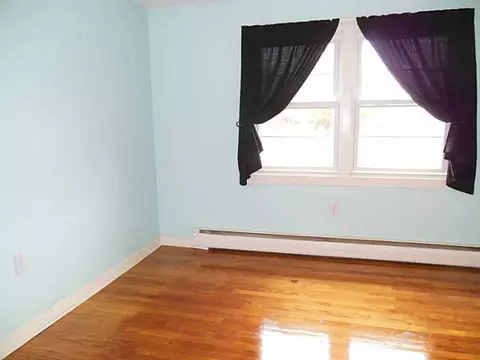 12 South Dr, Westerly, RI 02891 photo 3