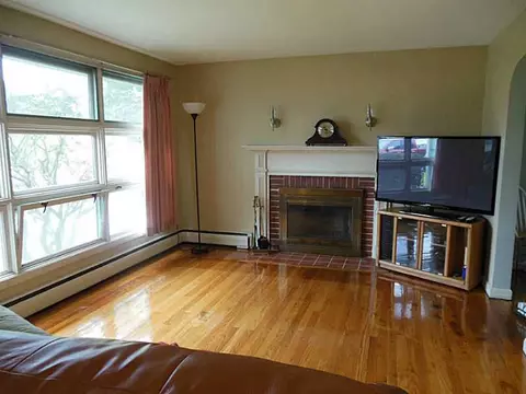12 South Dr, Westerly, RI 02891 photo 2