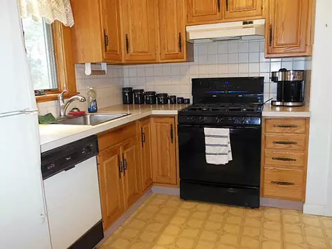 12 South Dr, Westerly, RI 02891 photo 6