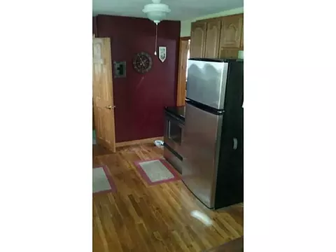 347 Mowry St, Woonsocket, RI 02895 photo 5