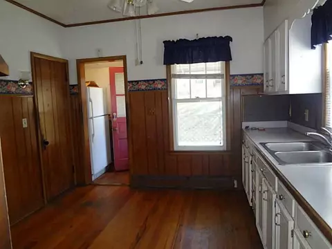 31 Spruce St, Westerly, RI 02891 photo 7
