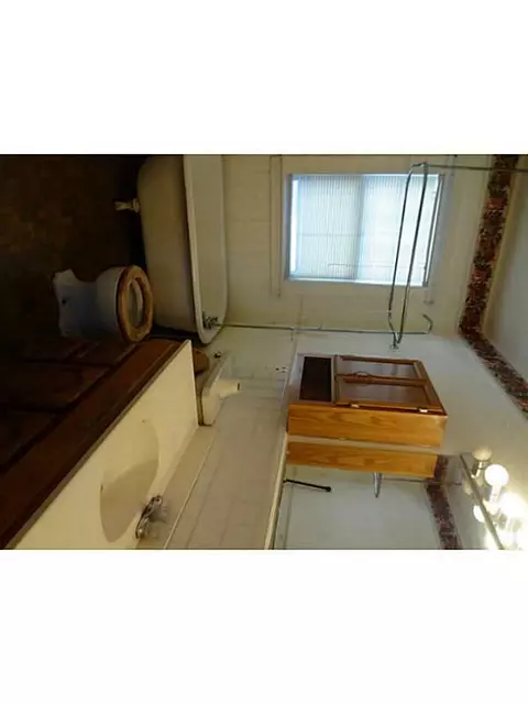 31 Spruce St, Westerly, RI 02891 photo 9