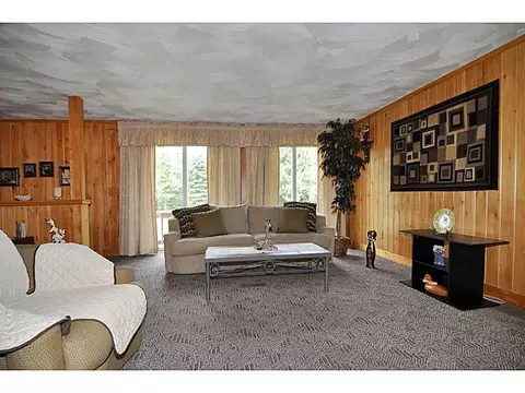 695 Maple Valley Rd, Coventry, RI 02816 photo 9