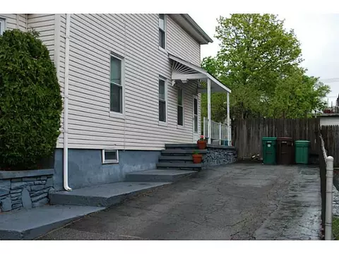 76 Union St, Woonsocket, RI 02895 photo 19