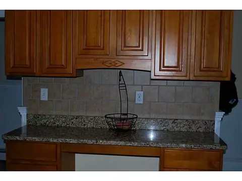 76 Union St, Woonsocket, RI 02895 photo 7