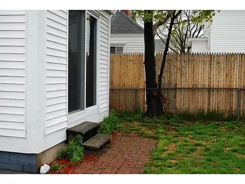 76 Union St, Woonsocket, RI 02895 photo 23