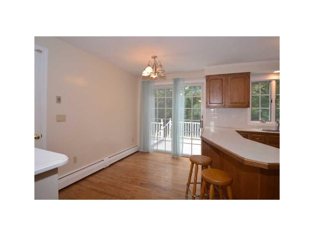 24 Greg Dr, Bristol, RI 02809 photo 9