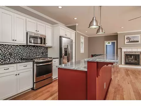 8 Gershwin Rd, Westerly, RI 02891 photo 3