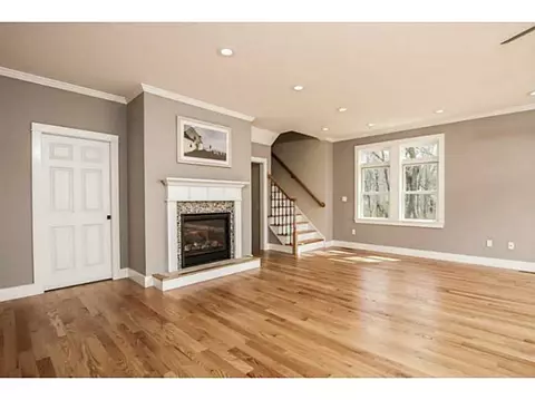 8 Gershwin Rd, Westerly, RI 02891 photo 4