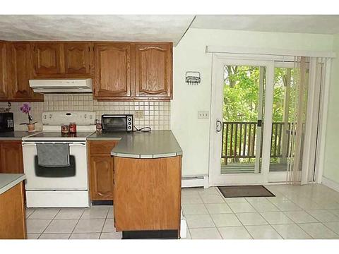 21 Ames St, Coventry, RI 02816 photo 3