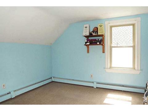 21 Ames St, Coventry, RI 02816 photo 11